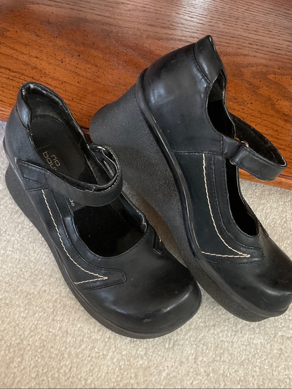 No Boundaries Black Wedge Mary Jane Shoes 7